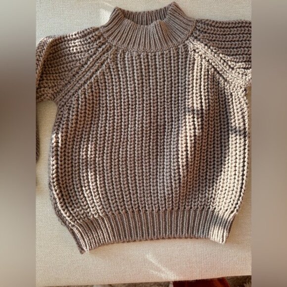 NUI Organics Pur merino wool Organic 4T sweater. Color Toast - Picture 11 of 12